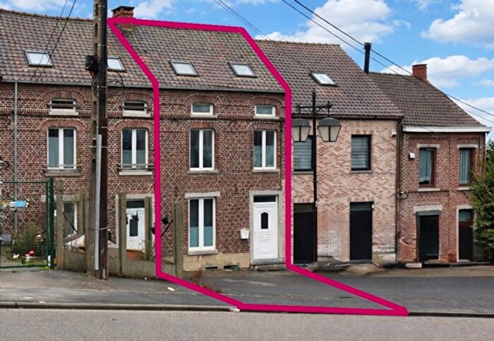 Maison 3 pièces à Place de la Lorraine, Charleroi, à vendre