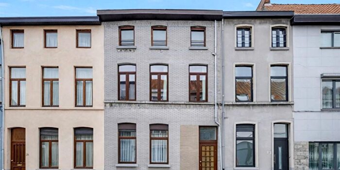 Maison 6 pièces à Spitaalpoortstraat, Gent, à vendre