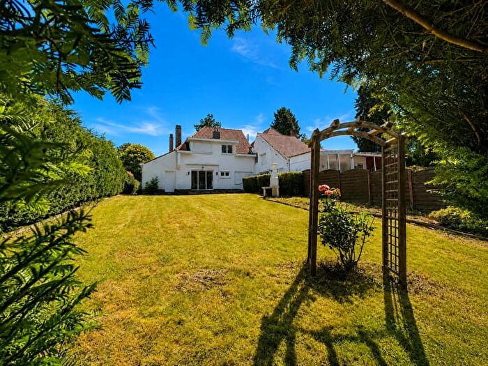 Maison 3 pièces à vendre à Avenue Emile Theys, Waterloo