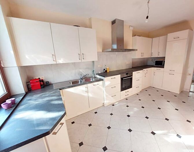 Rue Du Vieux Pont, Huy - Appartement 5 pièces à louer