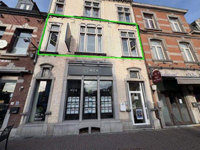 Place aux Foires, MARCHEENFAMENNE - Appartement 1 pièce à louer