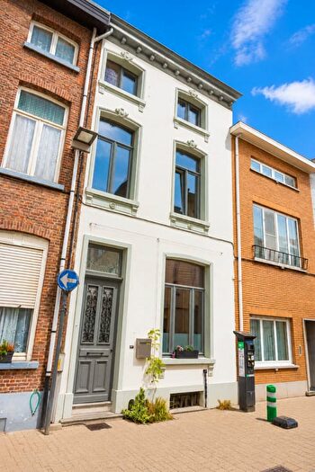 Maison 4 pièces à vendre à Veluwestraat, Mechelen