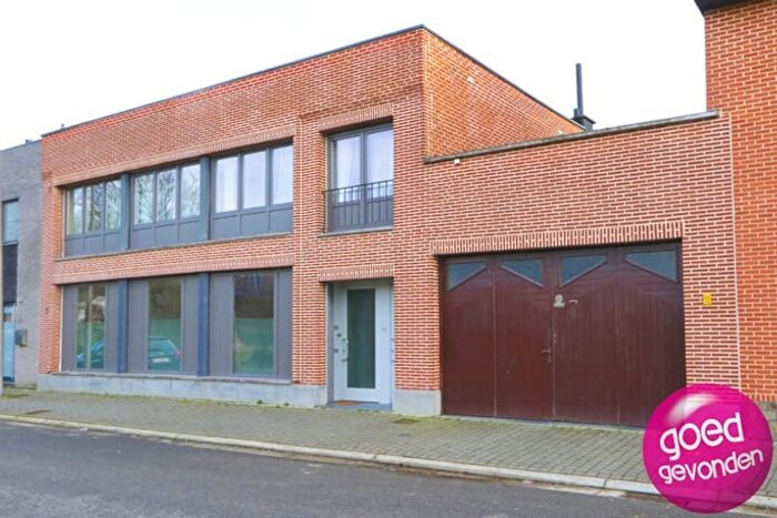 Maison 6 pièces à Vrerenstraat, Tongeren, à vendre