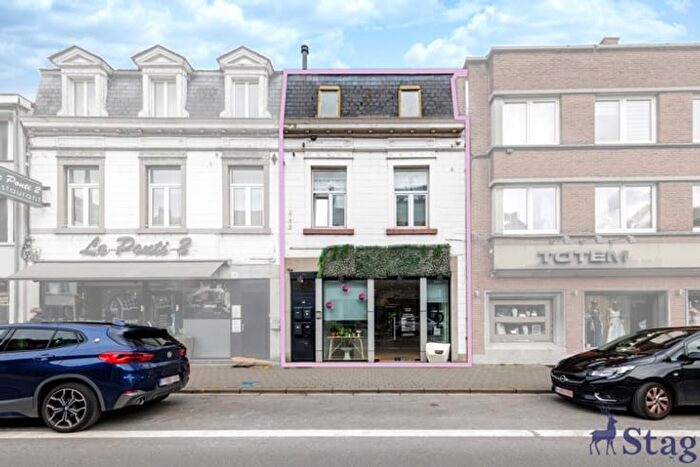 Maison 2 pièces à vendre à Avenue du Bourgmestre Jean Materne, Namur