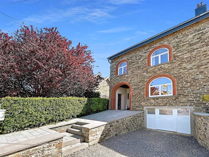Maison 3 pièces à vendre à Rue de Maissin, Paliseul