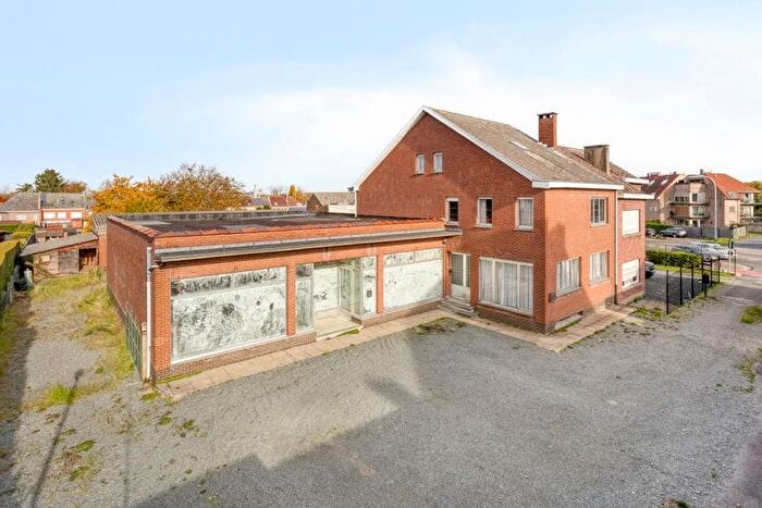 Maison 6 pièces à vendre à Meerbeekse Molenweg, Meerbeke