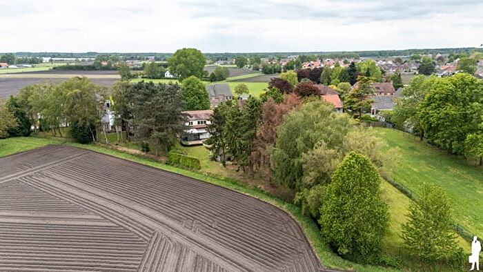 Elzenstraat, Weelde : Maison 4 pièces à vendre