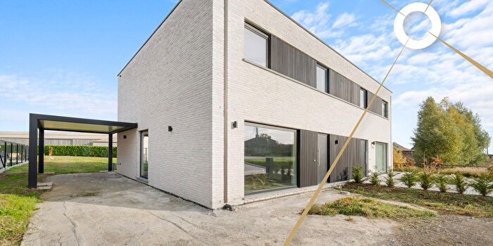 Maison 3 pièces à vendre à Ieperseweg, Poperinge