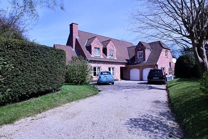 Clos WAGRAM, WATERLOO - Maison 5 pièces à louer