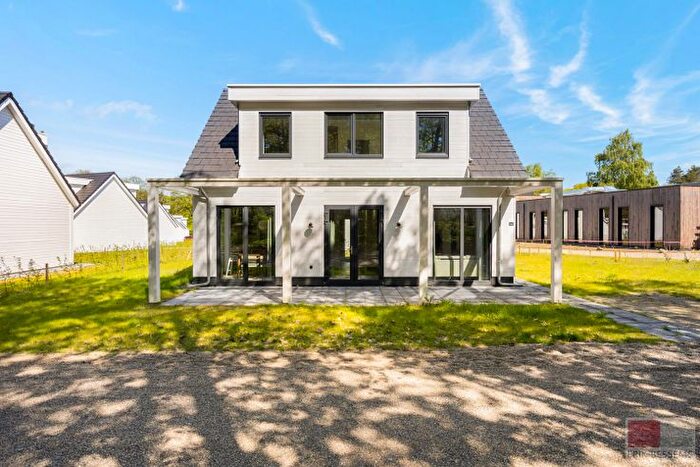 Gijzenveldstraat, Zutendaal - Maison 10 pièces à vendre