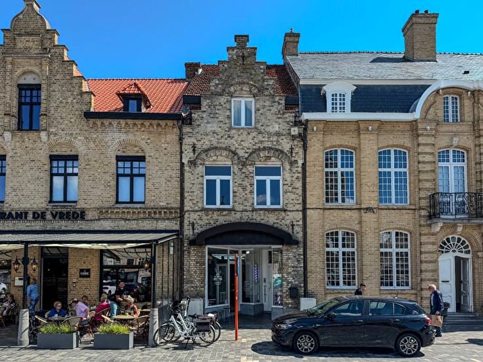 Appartement 1 pièce à Grote Markt, Diksmuide, à louer