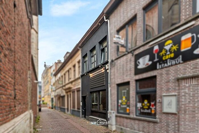 Maison 3 pièces à Sacramentsstraat, SintNiklaas, à vendre