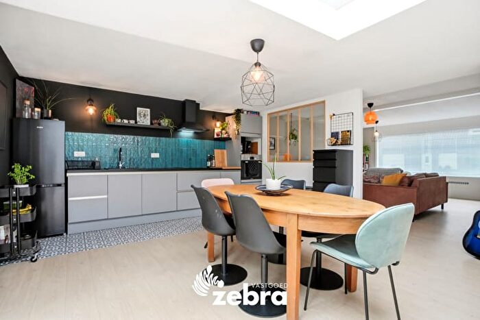 Maison 13 pièces à vendre à SintJozefsstraat, Roeselare