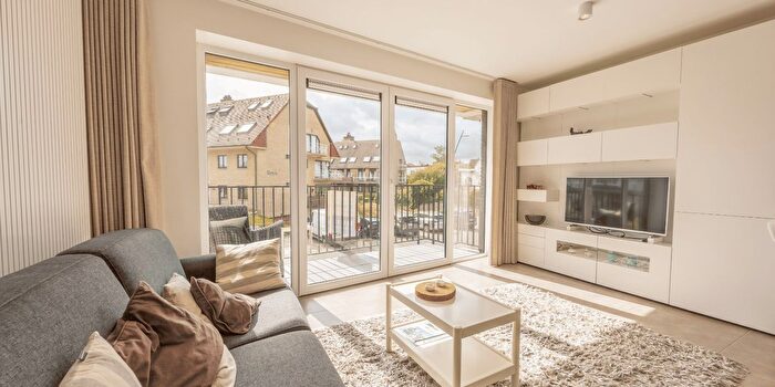 Appartement 2 pièces à Oostendelaan, SintIdesbald, à vendre