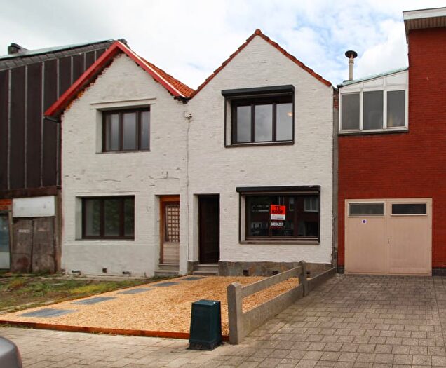 Maison 2 pièces à vendre à Alfons Heulensstraat, Schoten