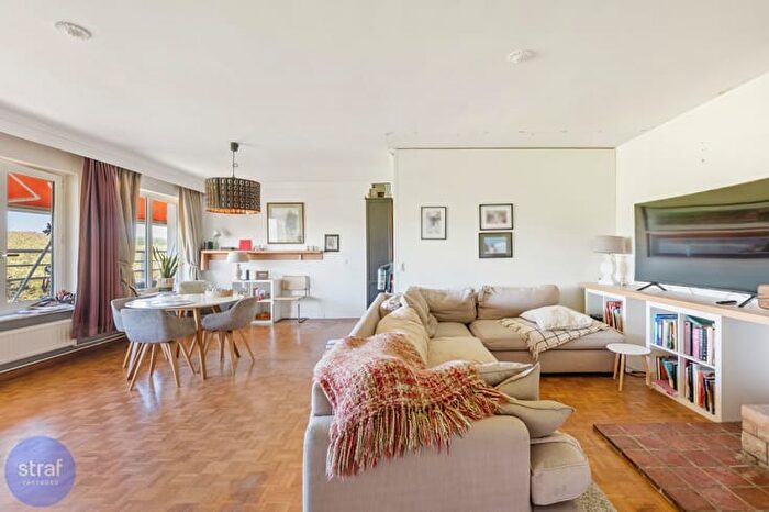 Appartement 12 pièces à vendre à August Vermeylenlaan, Antwerpen