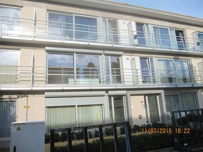 Appartement 2 pièces à Laarsebaan, Antwerpen, à louer
