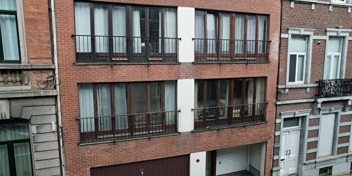 Appartement 10 pièces à Rue du Centre, Verviers, à vendre