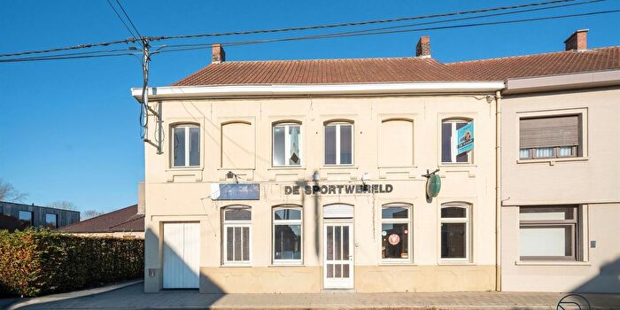 Maison 4 pièces à vendre à Oudenaardsesteenweg, Kerkhove