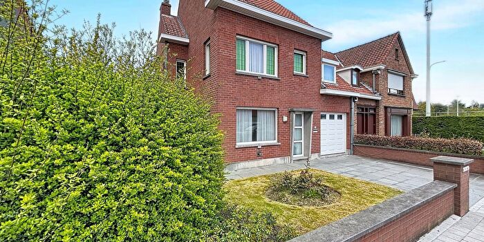 Maison 4 pièces à vendre à Gullegemsestraat, Heule