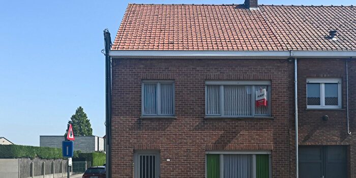 Stationsstraat, Eernegem : Maison 3 pièces à vendre