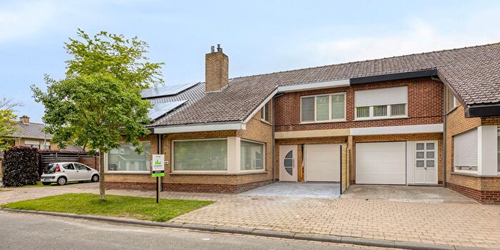 Maison 3 pièces à Anjelierenlaan, Izegem, à vendre