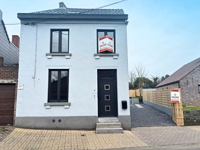 Rue Croquet, Charleroi : Maison 3 pièces à vendre