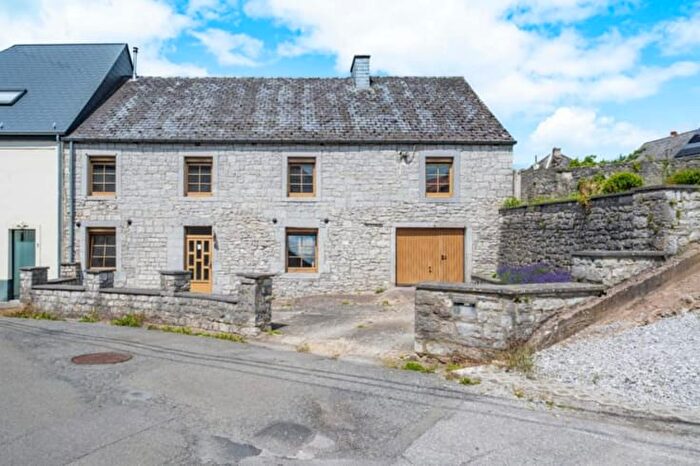 Maison 5 pièces à Rue Basse Flandre, Cerfontaine, à vendre