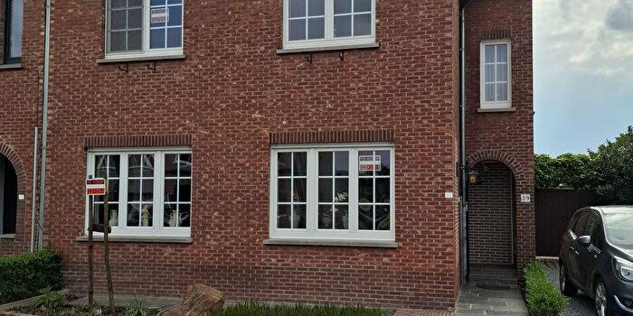 Maison 4 pièces à vendre à Stationsstraat, Alken