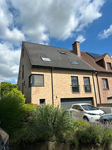 Hertstraat a, Tervuren : Maison 4 pièces à louer