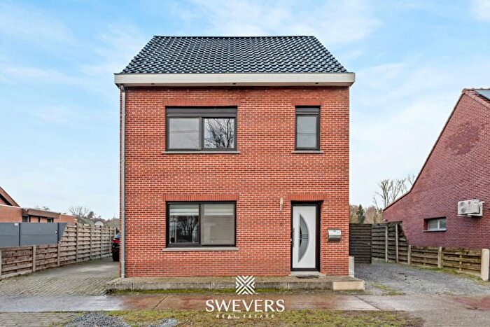 Maison 1 pièce à Schansvijverstraat, Beringen, à vendre