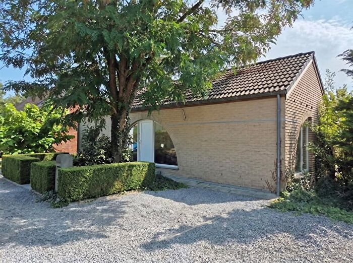 Maison 4 pièces à Chemin de Lorinchamps, LEVALCHAUDEVILLE, à vendre