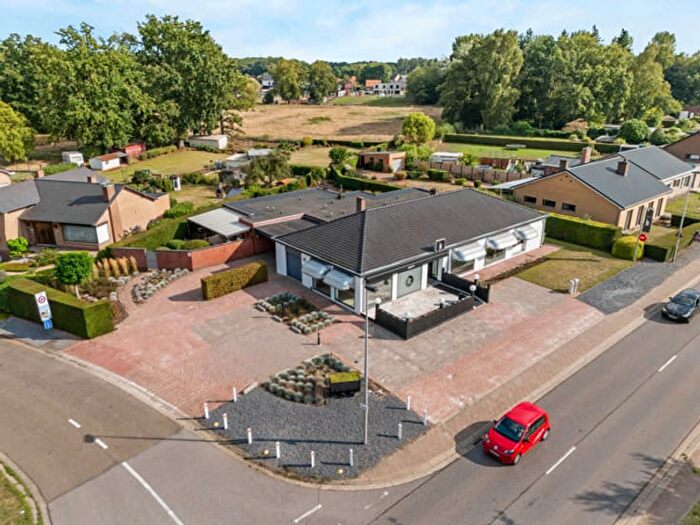 Maison 3 pièces à vendre à Stationsstraat, HeusdenZolder