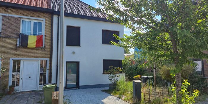 Krommepopulierstraat, Mariakerke : Maison 3 pièces à louer