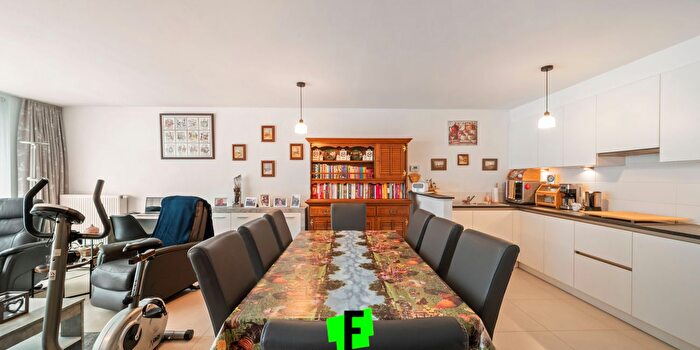 Appartement 2 pièces à Nieuwpoortsesteenweg, Mariakerke, à vendre