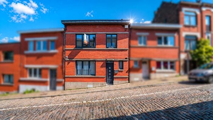 Maison 3 pièces à Rue de la Chaîne, Liège, à vendre