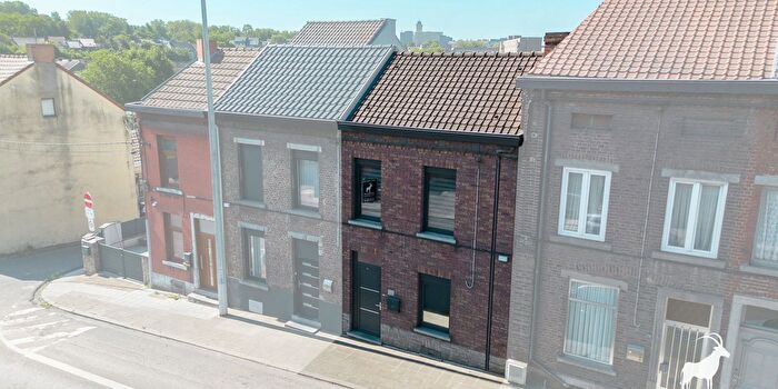 Maison 3 pièces à vendre à Lodelinsart, Henegouwen