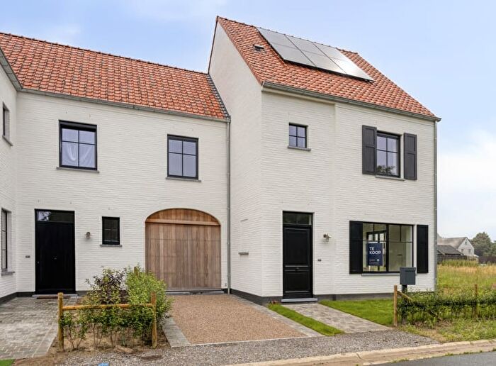Maison 1 pièce à vendre à Tamboerijnstraat, Harelbeke