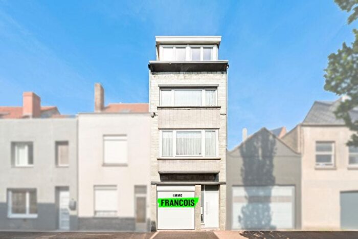 Maison 4 pièces à vendre - Nieuwelangestraat, Oostende