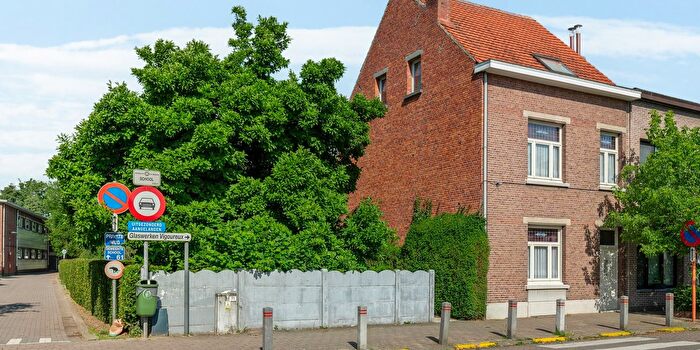 Maison 4 pièces à vendre à Schoolstraat, Wijnegem