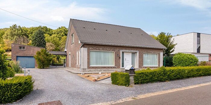 Maison 4 pièces à vendre à Winterbergstraat, Rijkhoven
