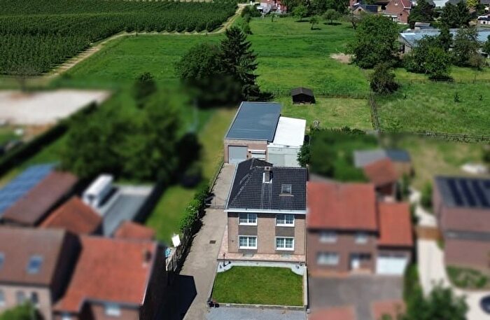Rademakerstraat, BILZENHOESELT : Maison 5 pièces à vendre