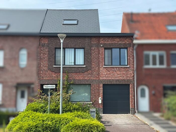Maison 4 pièces à vendre à Kegelshoeklaan, SintKatelijneWaver