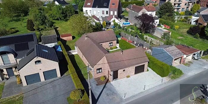 Maison 3 pièces à vendre - Anderlues, Henegouwen