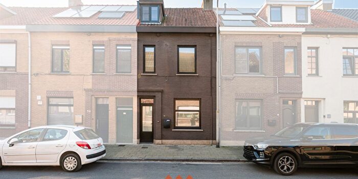 Desiré Goethalsstraat, Eeklo : Maison 3 pièces à vendre