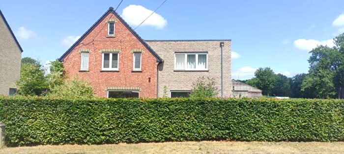 Petermansstraat, Beringen : Maison 5 pièces à vendre