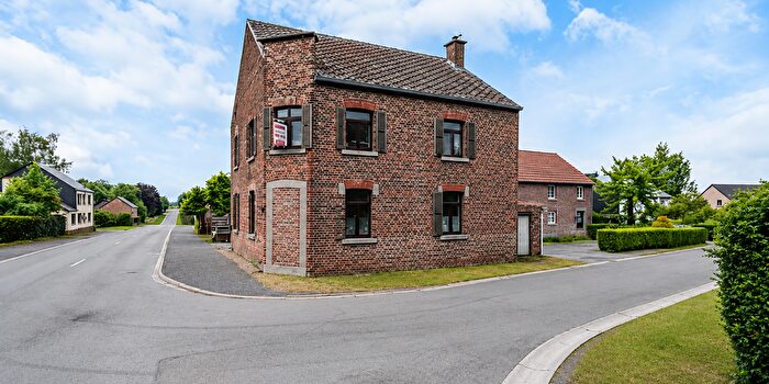 Chaussée de Wavre, WaretlEvêque - Maison 4 pièces à vendre
