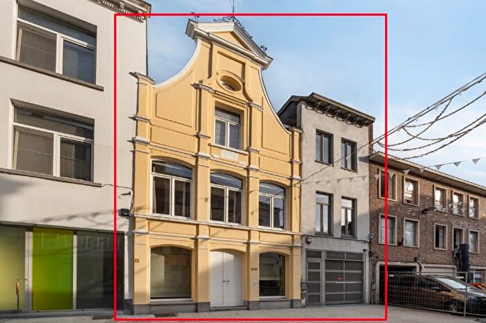 Maison 16 pièces à vendre à Onze Lieve Vrouwestraat, Mechelen