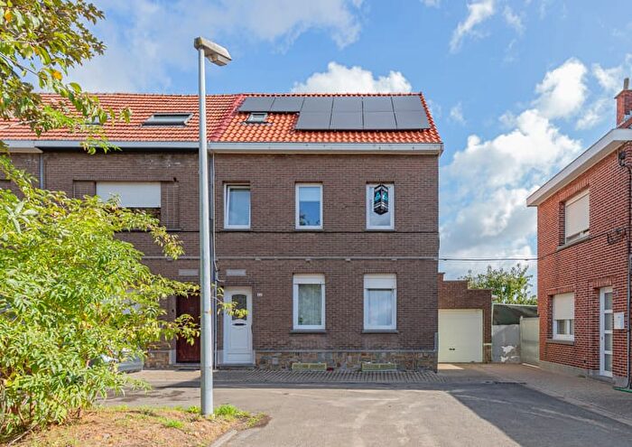 Maison 4 pièces à Ringlaan, Opwijk, à vendre