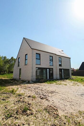 Maison à Tarwestraat, Meulebeke, à vendre